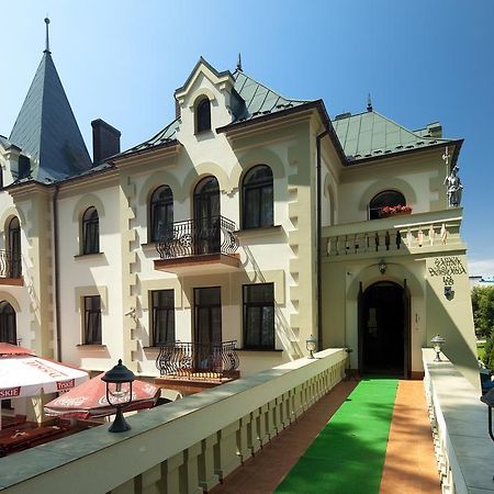 Pensjonat Zamek Derslawa Busko-Zdrój Extérieur photo