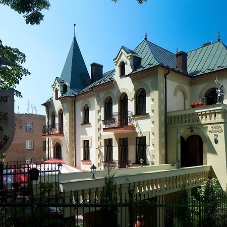 Bed and Breakfast Pensjonat Zamek Derslawa à Busko-Zdrój Extérieur photo